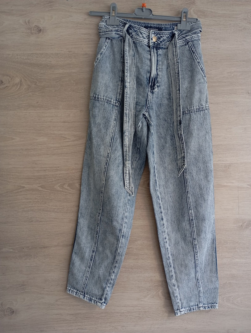 Jean Bonobo - 34 - Bleu clair - Très bon état - modèl slouchy