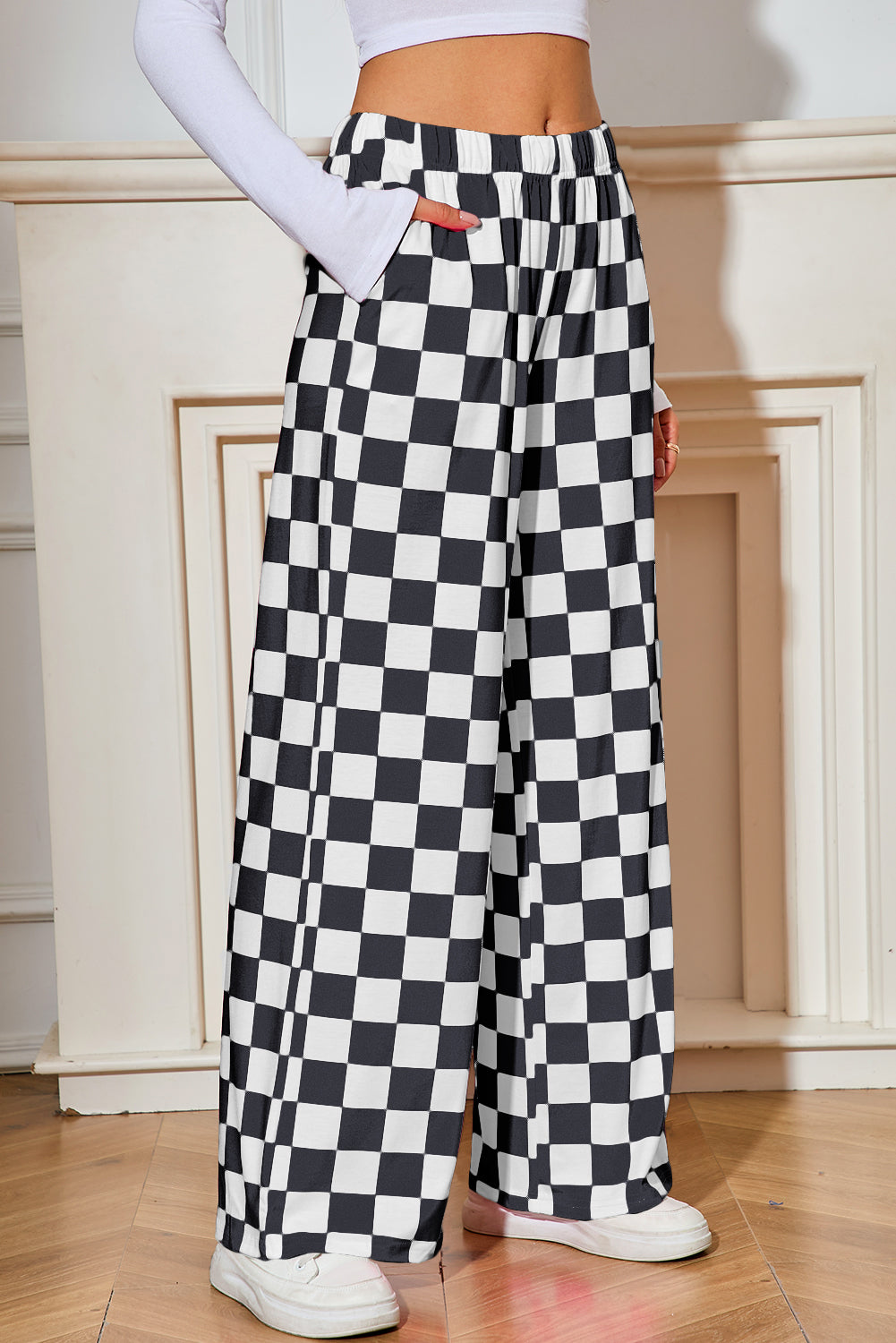 Pantalon large à carreaux noir — taille haute et jambes fluides