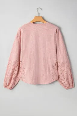 Blouse Rose Poudré — Col en V et Manches Batwing Broderie Œillets