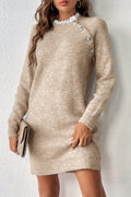 Robe pull courte en maille à manches raglan et col boutonné dentelle