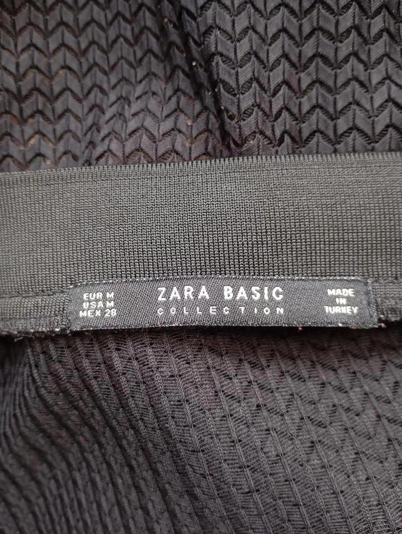 Veste légère ajouée Zara taille M en très bon état - couleur noire