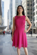 Robe patineuse fuchsia découpée au laser — Ted Baker — Taille S — Très bon état