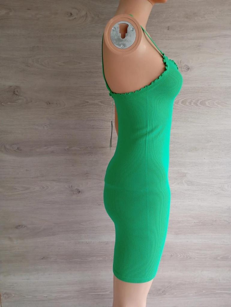 Belle robe d'été Bershka taille Xs/s - Vert - Neuf avec étiquette - matière douce
