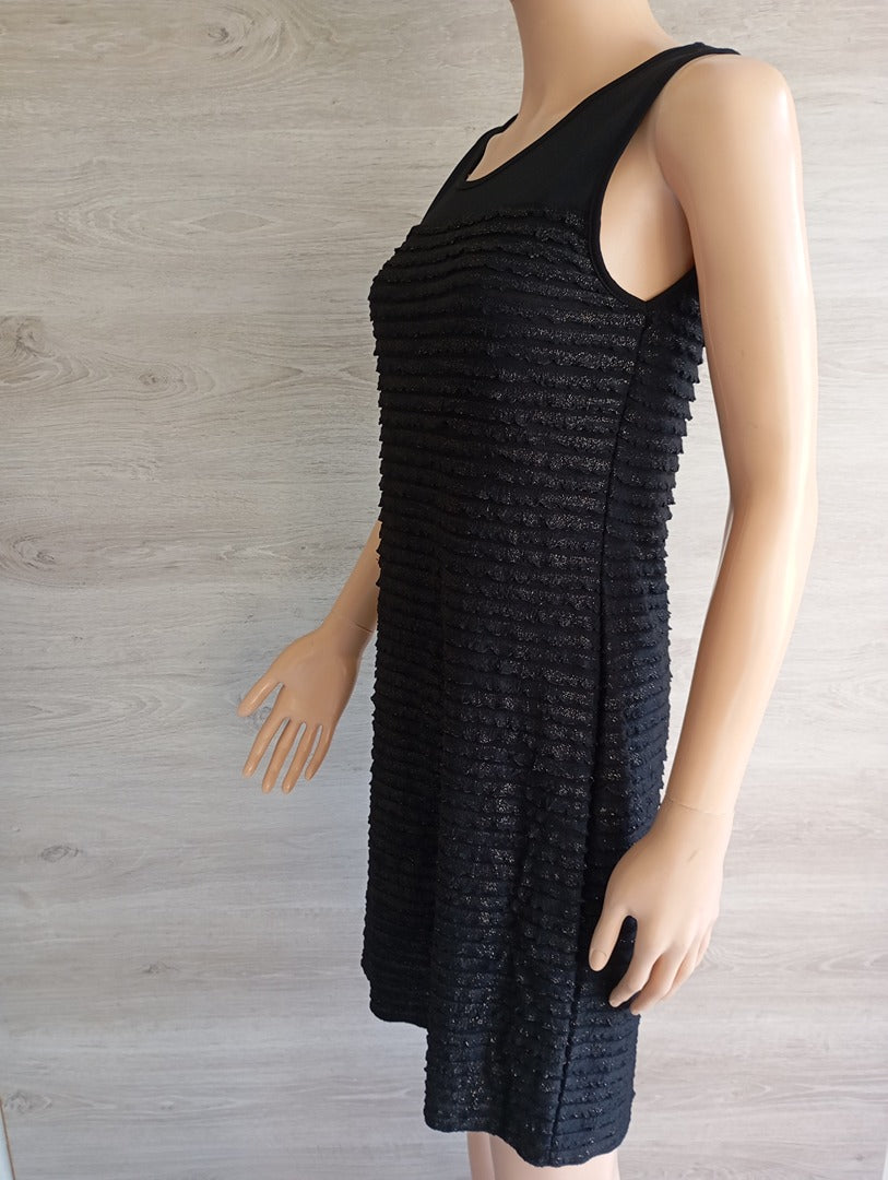 Robe courtes sans manches - à petits volants - 36 - Noir/doré - Très bon état