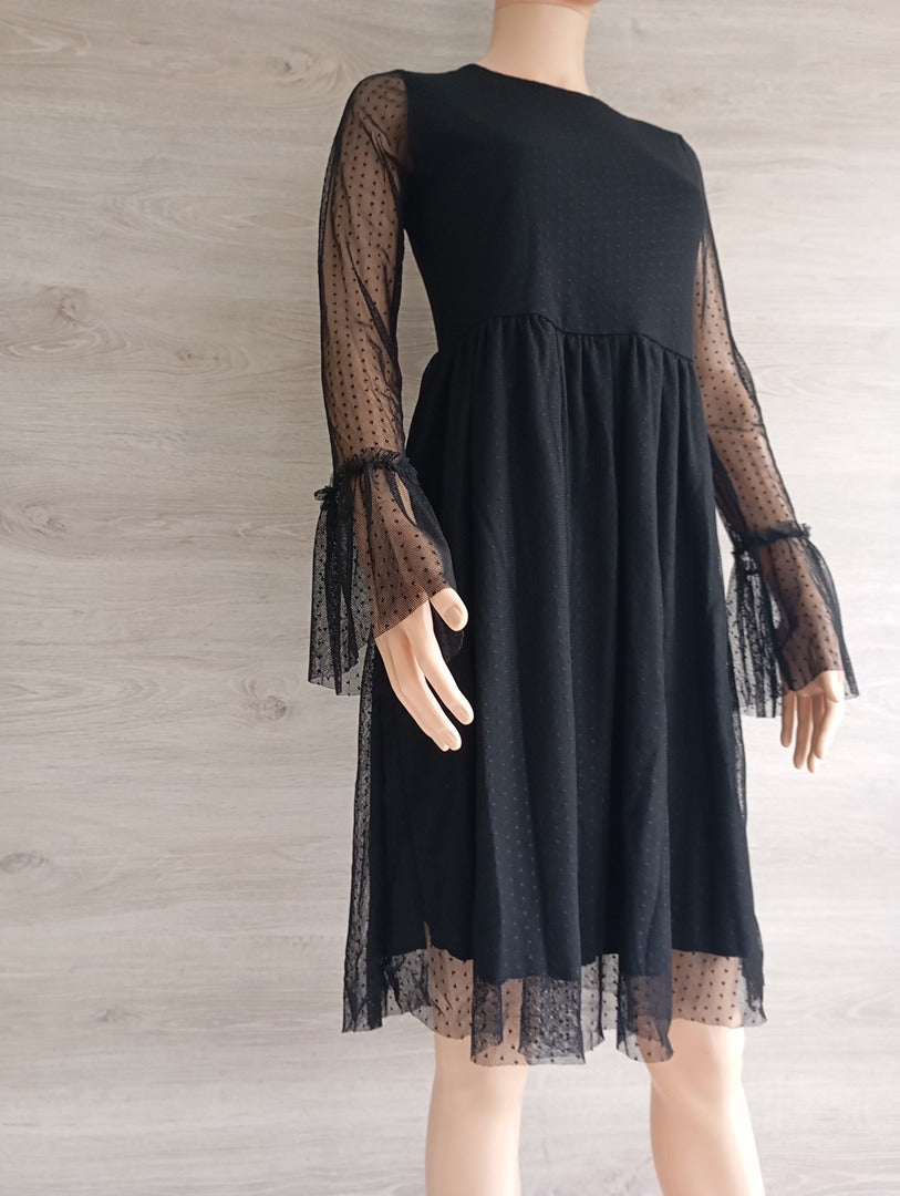 Superbe robe plumetis avec manches transparentes - Na-kd taille S - Noir - neuve