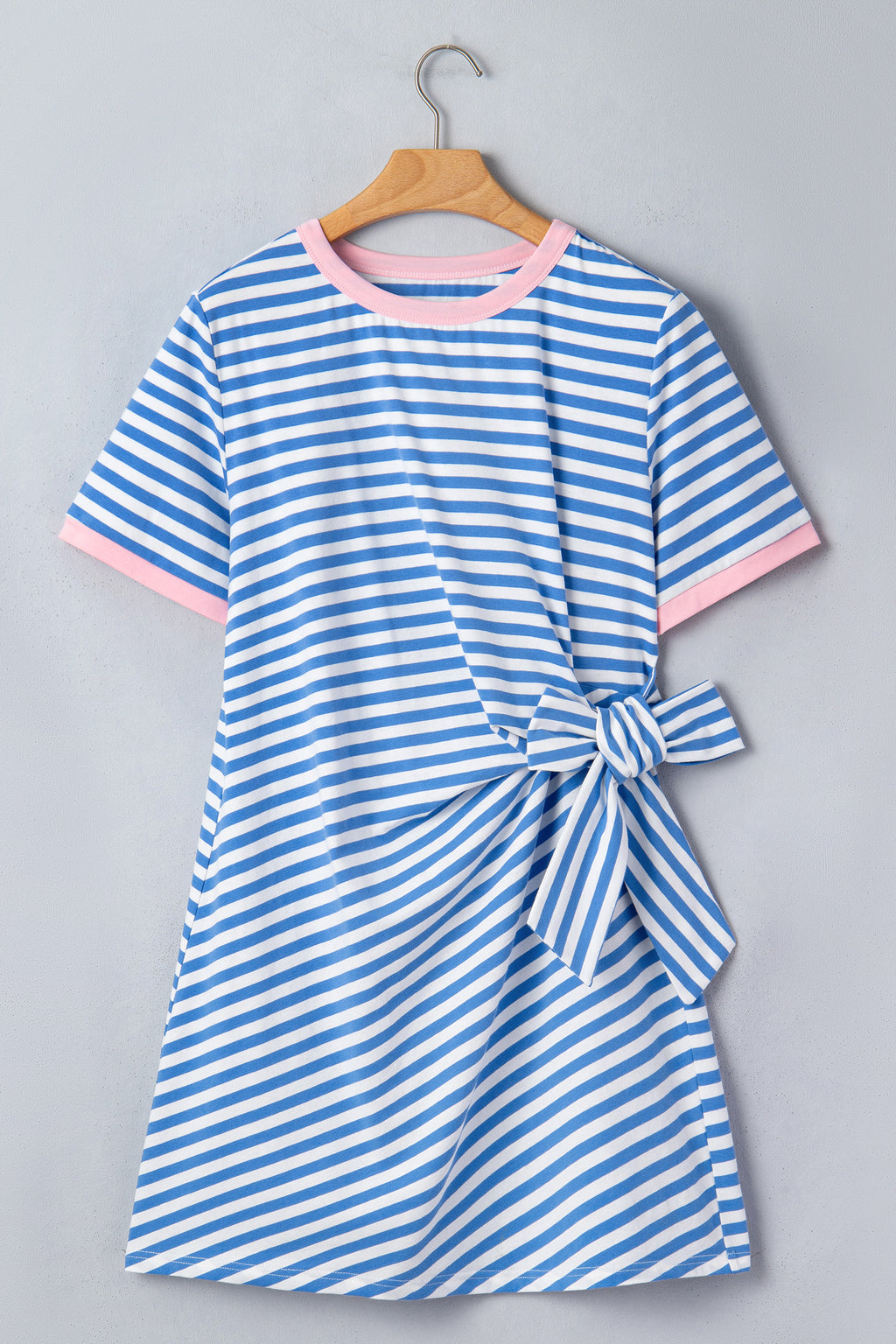 Robe T-shirt Mini Marinière – Rayures Bleu Ciel & Blanc, Nœud