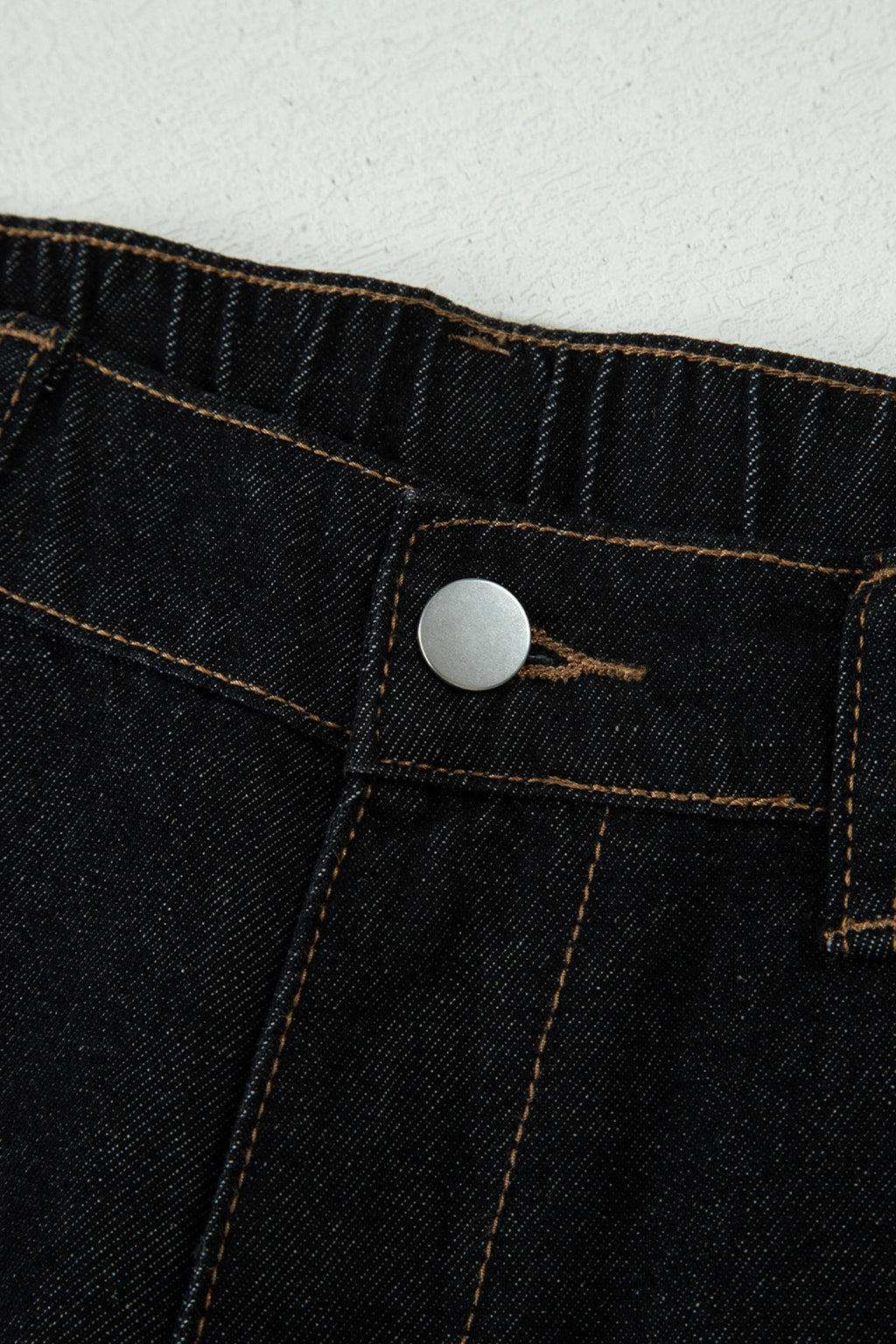 Short en jean à bordure festonnée — Bleu marine
