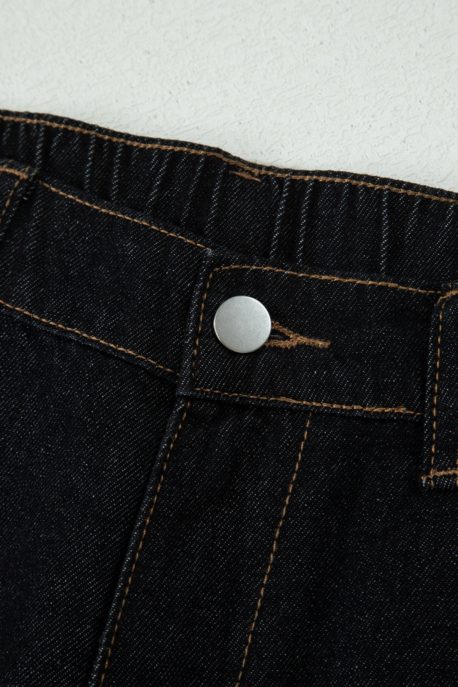 Short en jean à bordure festonnée — Bleu marine