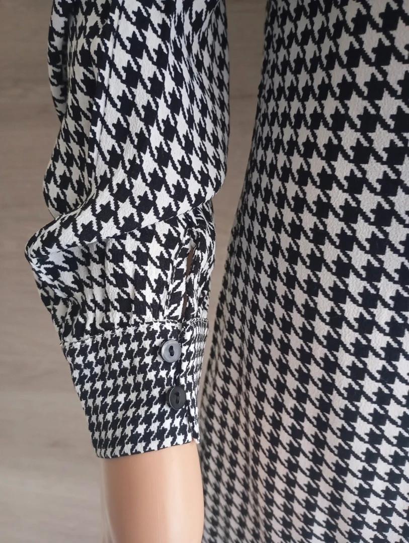 Robe Caroll taille M à carreaux Noir et blanc - très bon état - manches longues