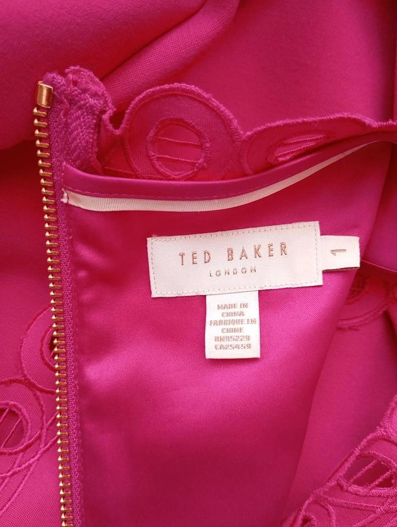 Robe patineuse fuchsia découpée au laser — Ted Baker — Taille S — Très bon état