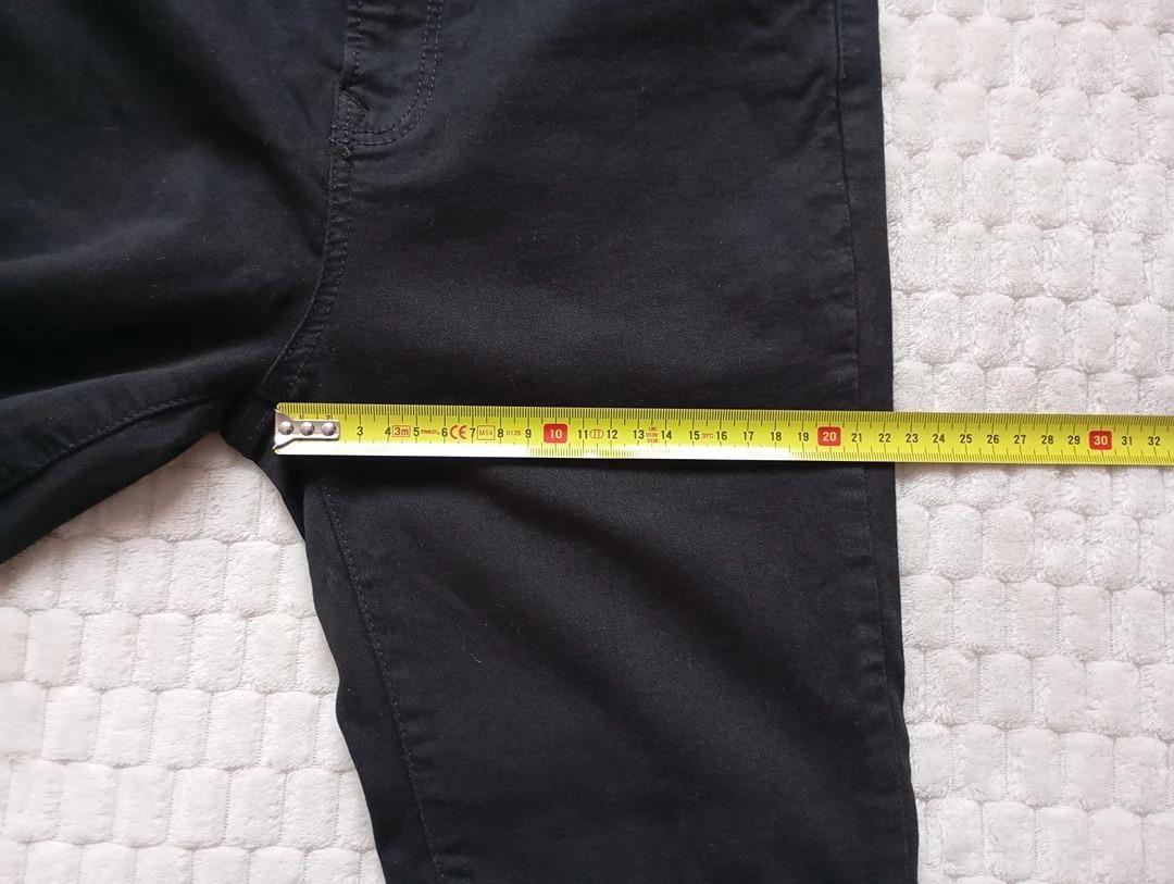 Joli pantalon noir skinny Stradivarius taille M