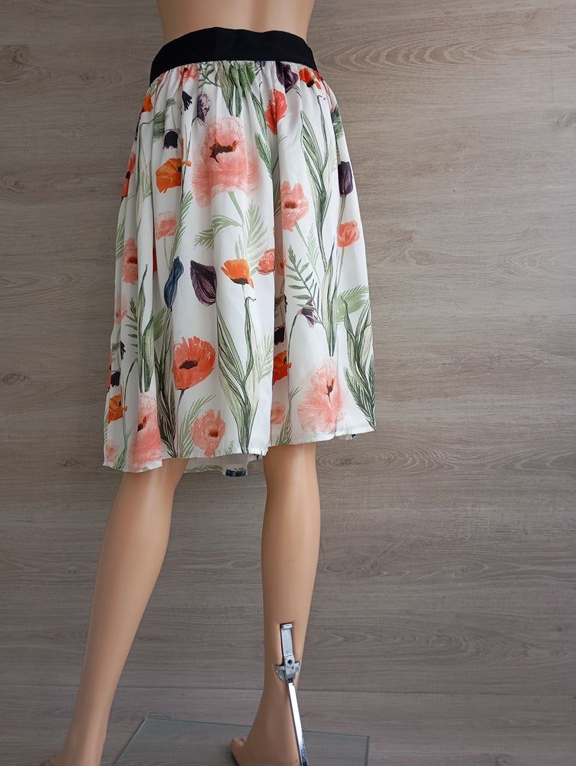 Jupe 🌸 H&m 🌸 M - Blanc/multicolore - Neuf avec étiquette - motif floral