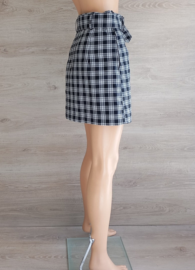 Mini-jupe H&m - 36 - Noir/blanc - Très bon état - motif carreaux