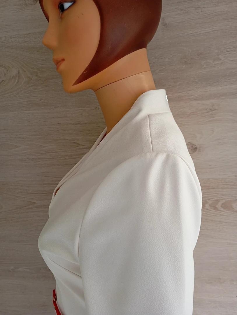 Robe mi-longue blanche imprimé nature — Ted Baker — Taille S — Très bon état