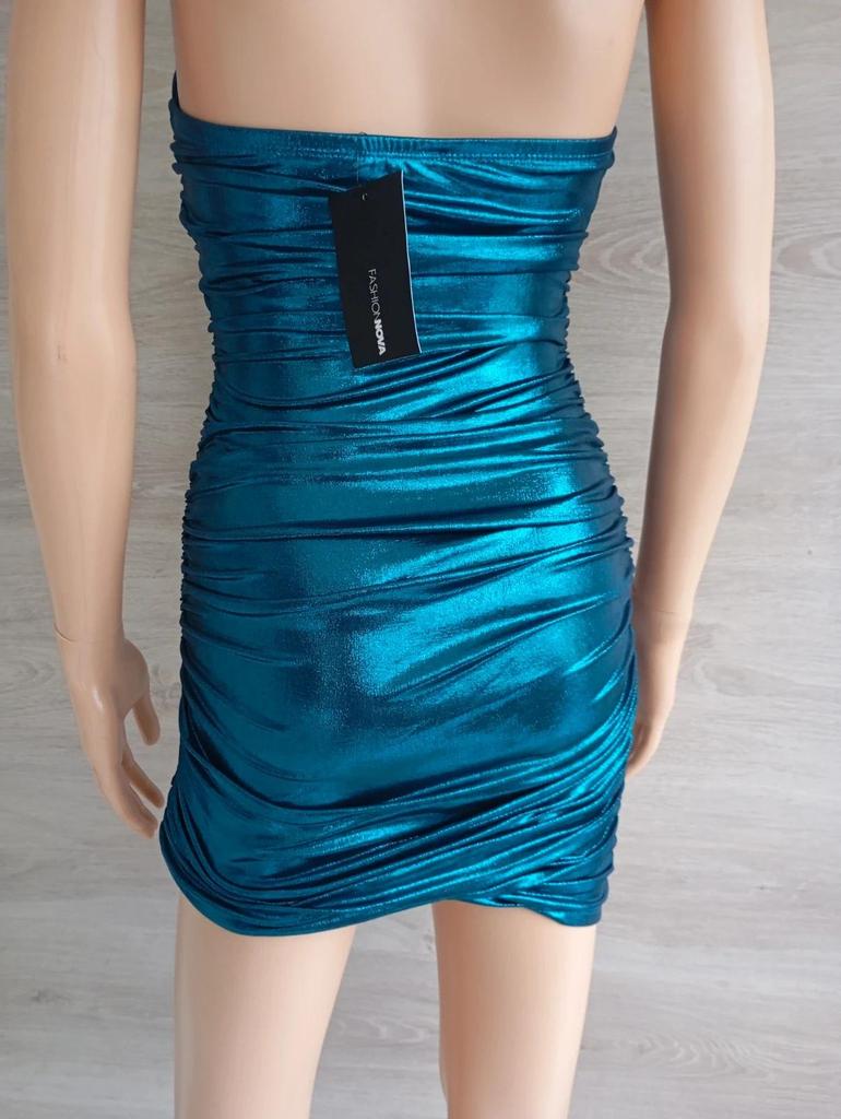 Robe de soirée moulante bleu métallique — Fashion Nova — T.XS — Neuve