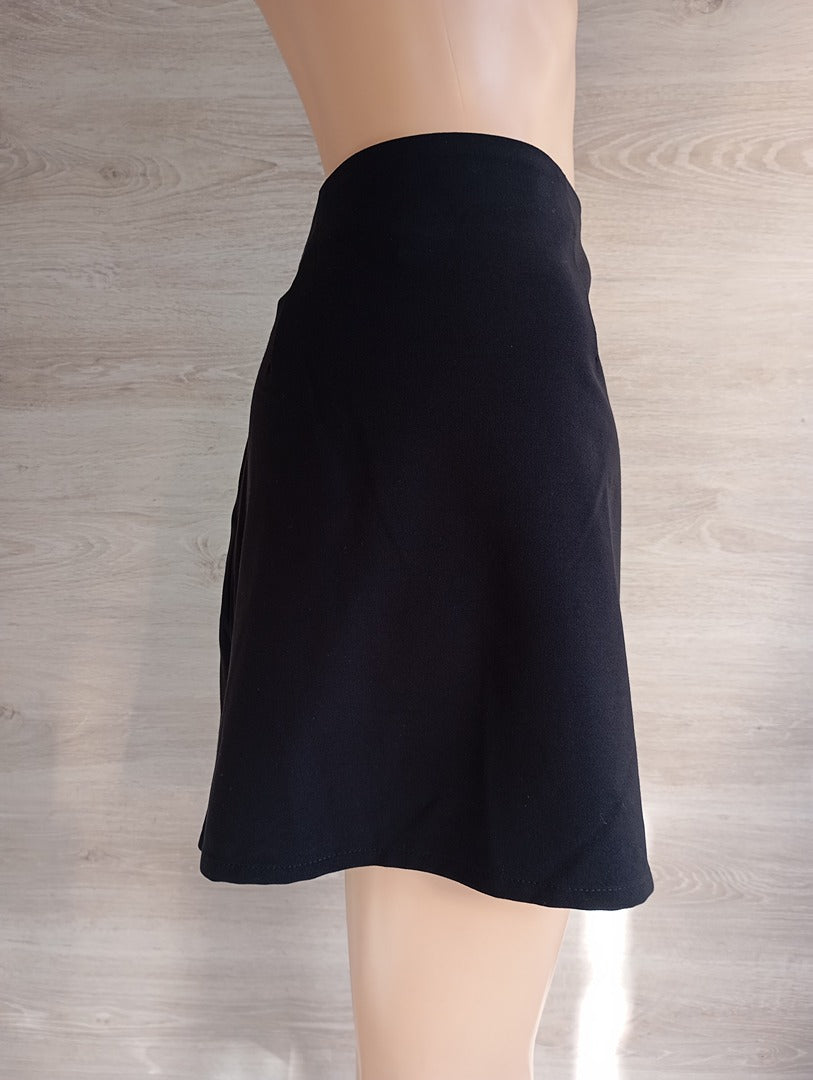 Jupe courte plissée noire - H&M Divided - T38 - Très bon état