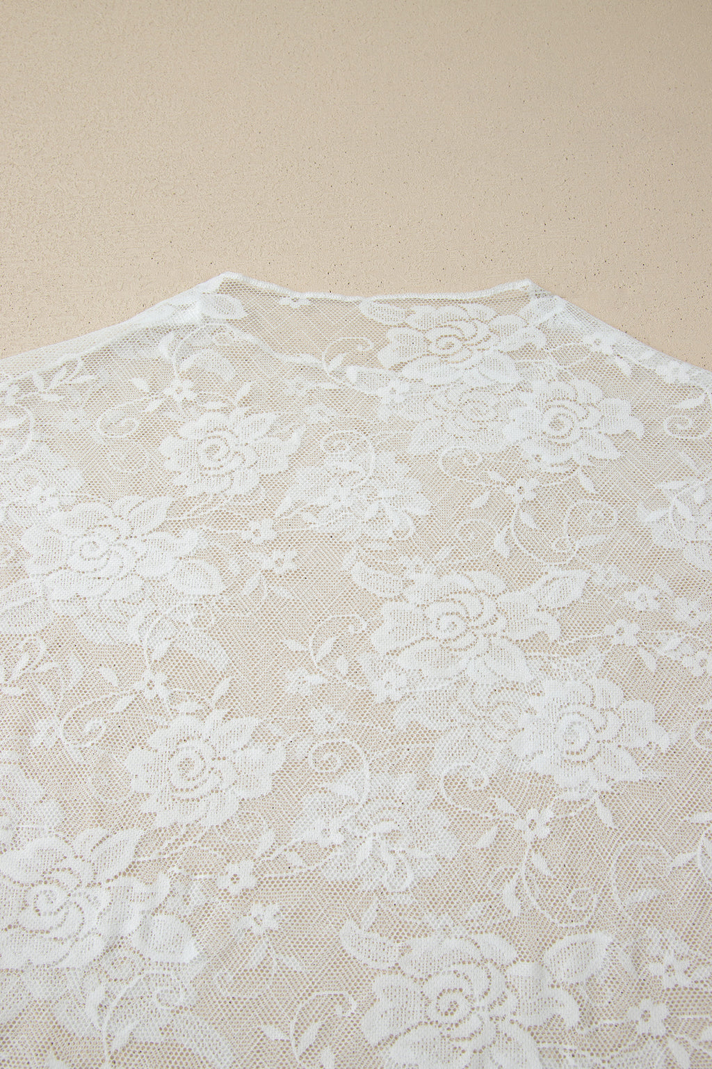 Top en Dentelle Florale Blanc — Manches Longues & Col Montant Grande Taille