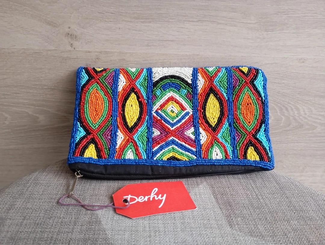 Pochette Derhy perlée - multicolore - Neuf avec étiquette