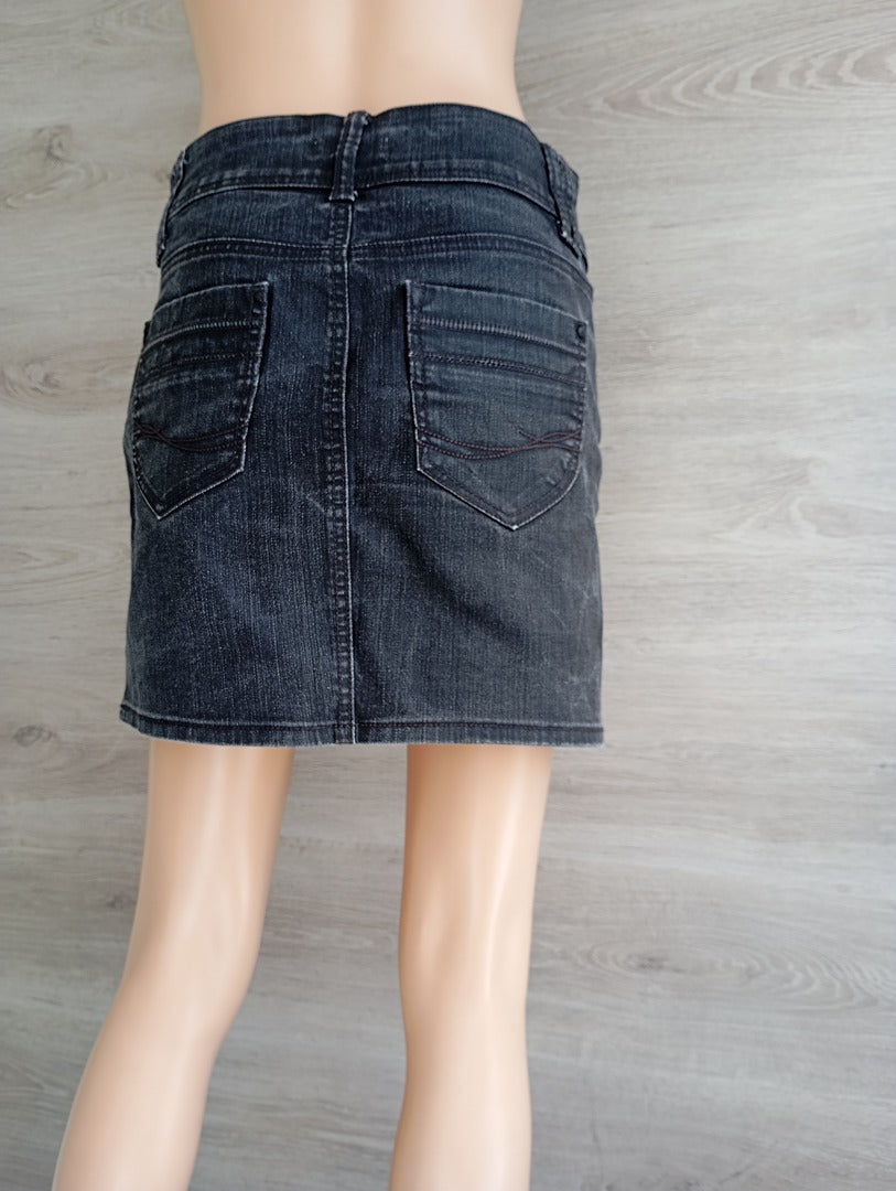 Mini-jupe en jean grise — Cache Cache — Taille 36 — Très bon état