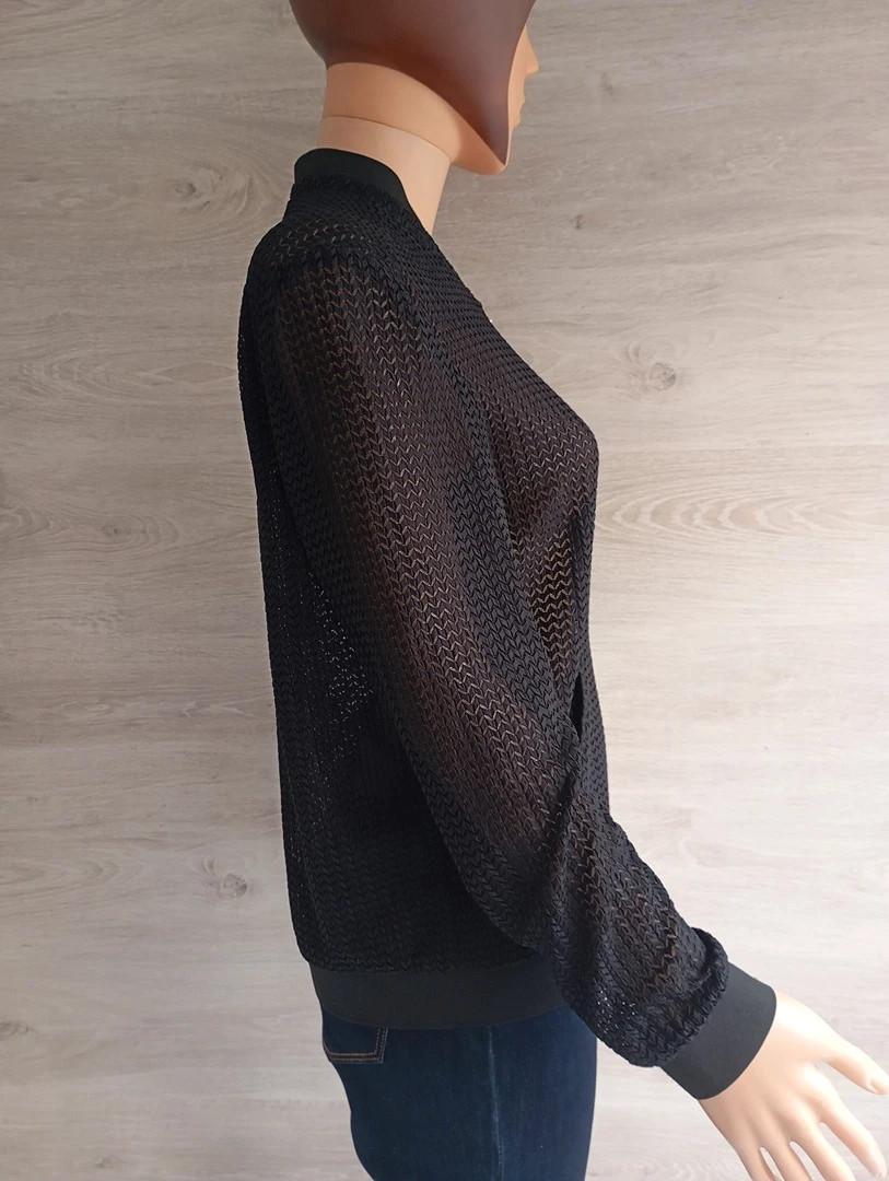 Veste légère ajouée Zara taille M en très bon état - couleur noire