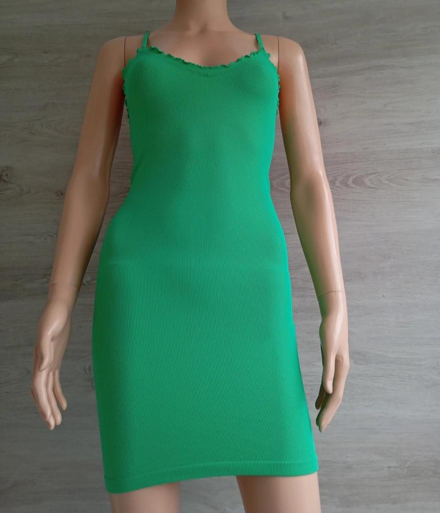 Belle robe d'été Bershka taille Xs/s - Vert - Neuf avec étiquette - matière douce