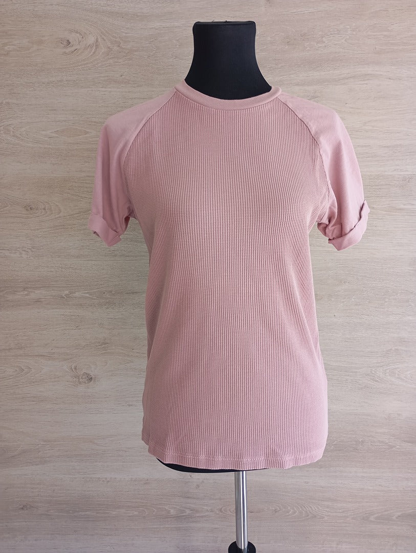 T-shirt Bershka - Xs - Rose - Très bon état - manches courtes