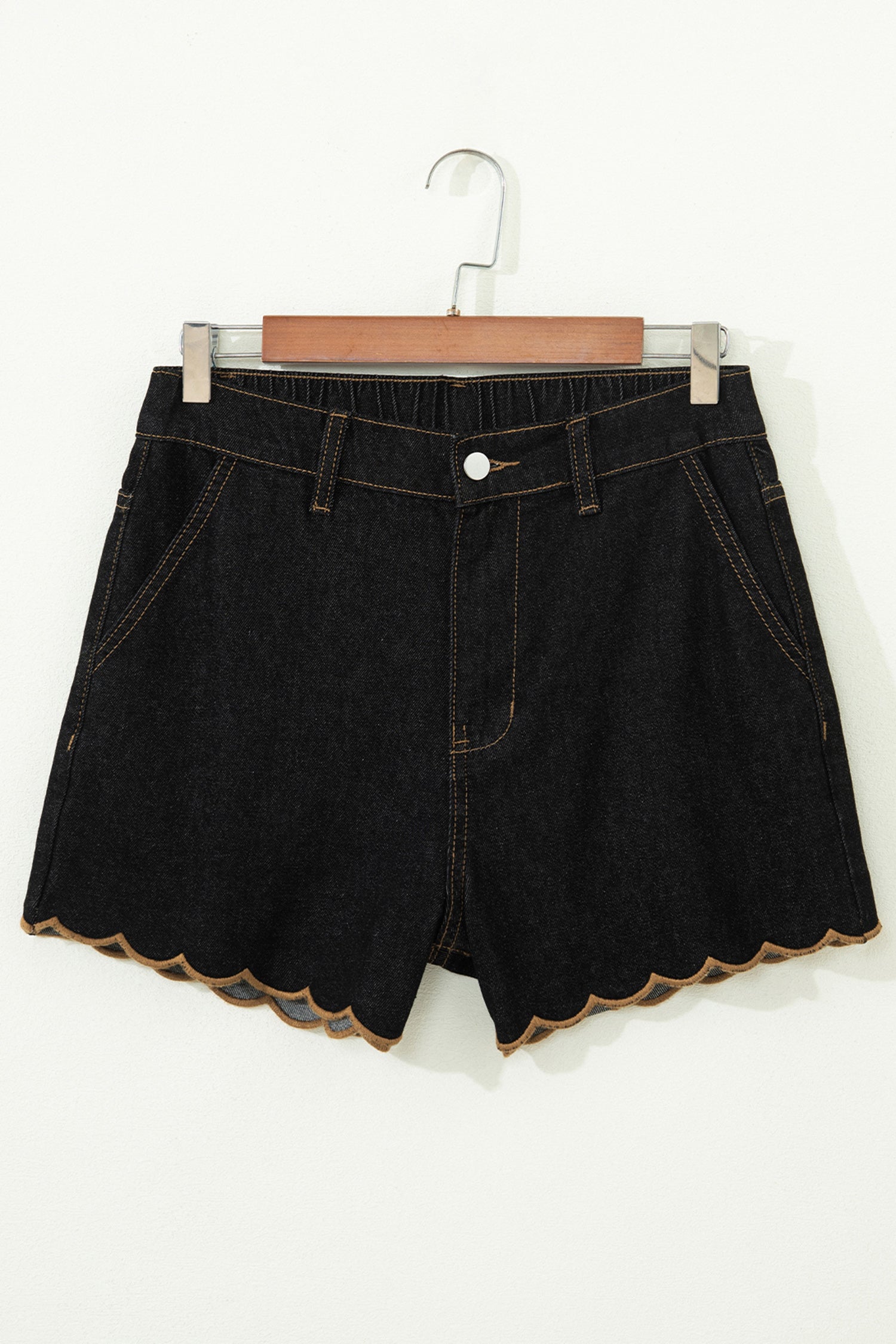 Short en jean à bordure festonnée — Bleu marine
