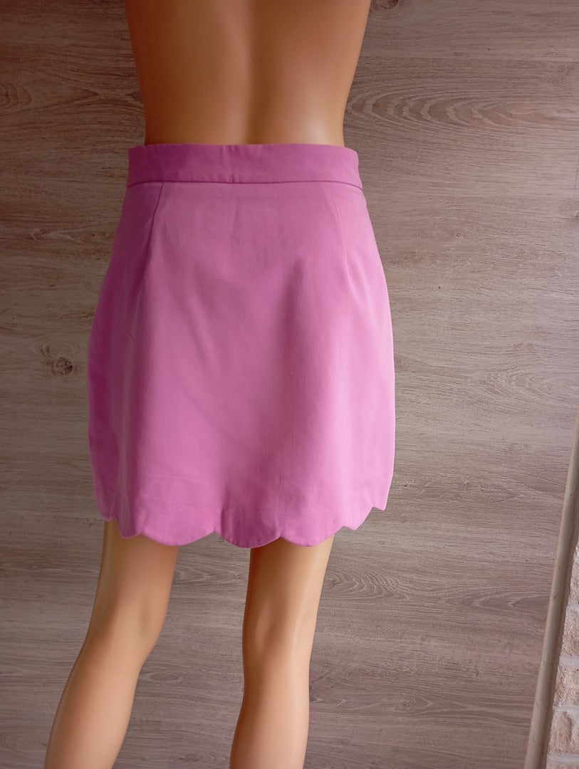 Jupe courte Asos taille S - Rose Poudré avec ourlet festoné