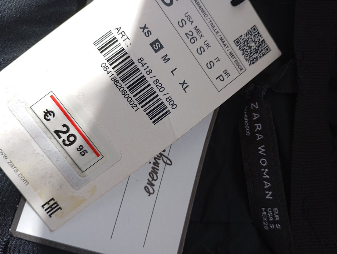 Mini-jupe noire — Zara — Taille S — Neuve
