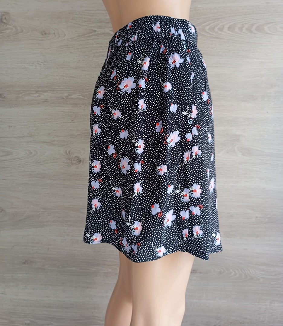 Jupe courte Naf Naf - 38 - multicolore - Très bon état - motif floral
