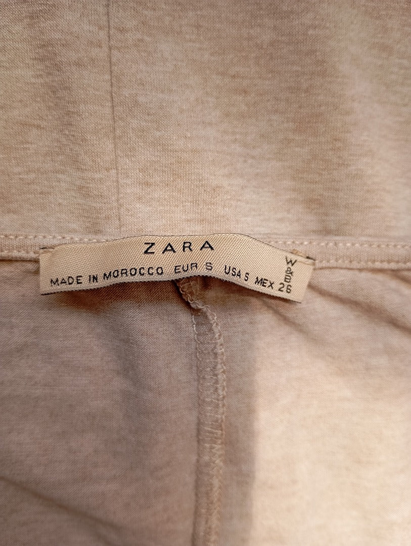 Joli top Zara taille S - Orange/multicolore - manches courtes
