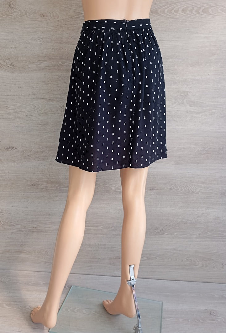 Jupe courte - Ddp - 38 - Noir/blanc - Très bon état - 100% viscose