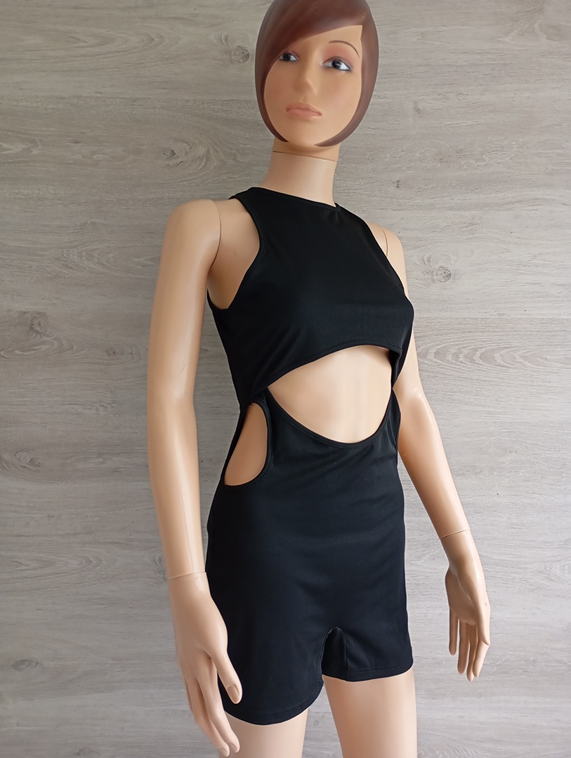 Combishort Shein - M - Noir - Neuf avec étiquette