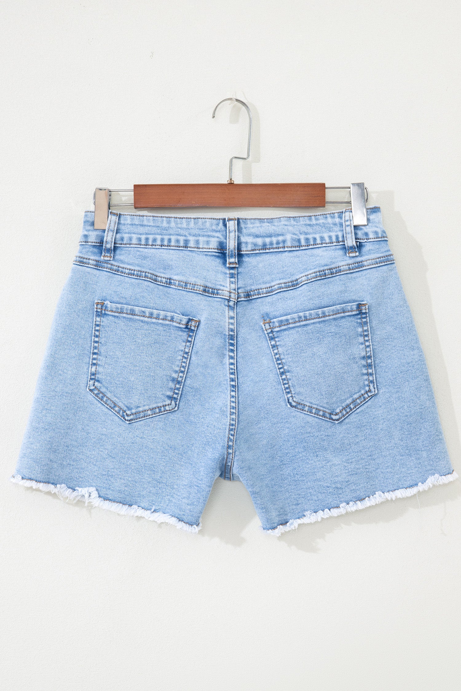 Short en jean taille haute effiloché — Bleu myosotis délavé