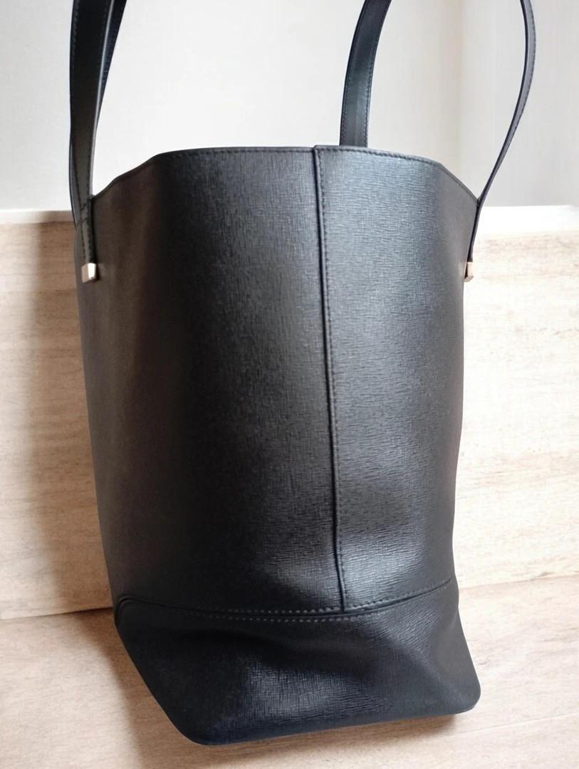Sac à main Furla très spacieux - fourre tout noir