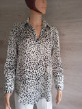 Chemise manches longues Zara taille S - style léopard noir et blanc