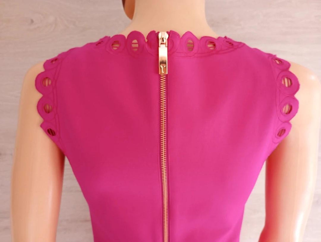 Robe patineuse fuchsia découpée au laser — Ted Baker — Taille S — Très bon état