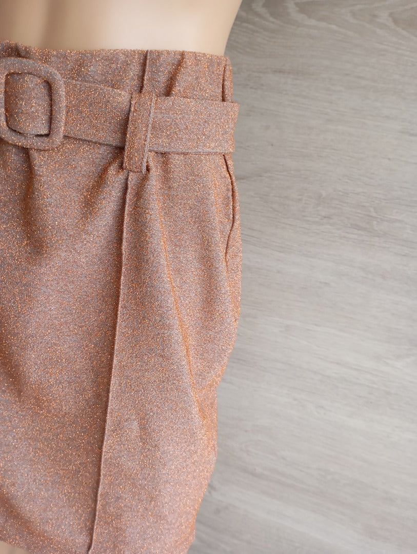 Jupe mini - Pink women - doré orangé - ceinture avec boucle - neuve - L