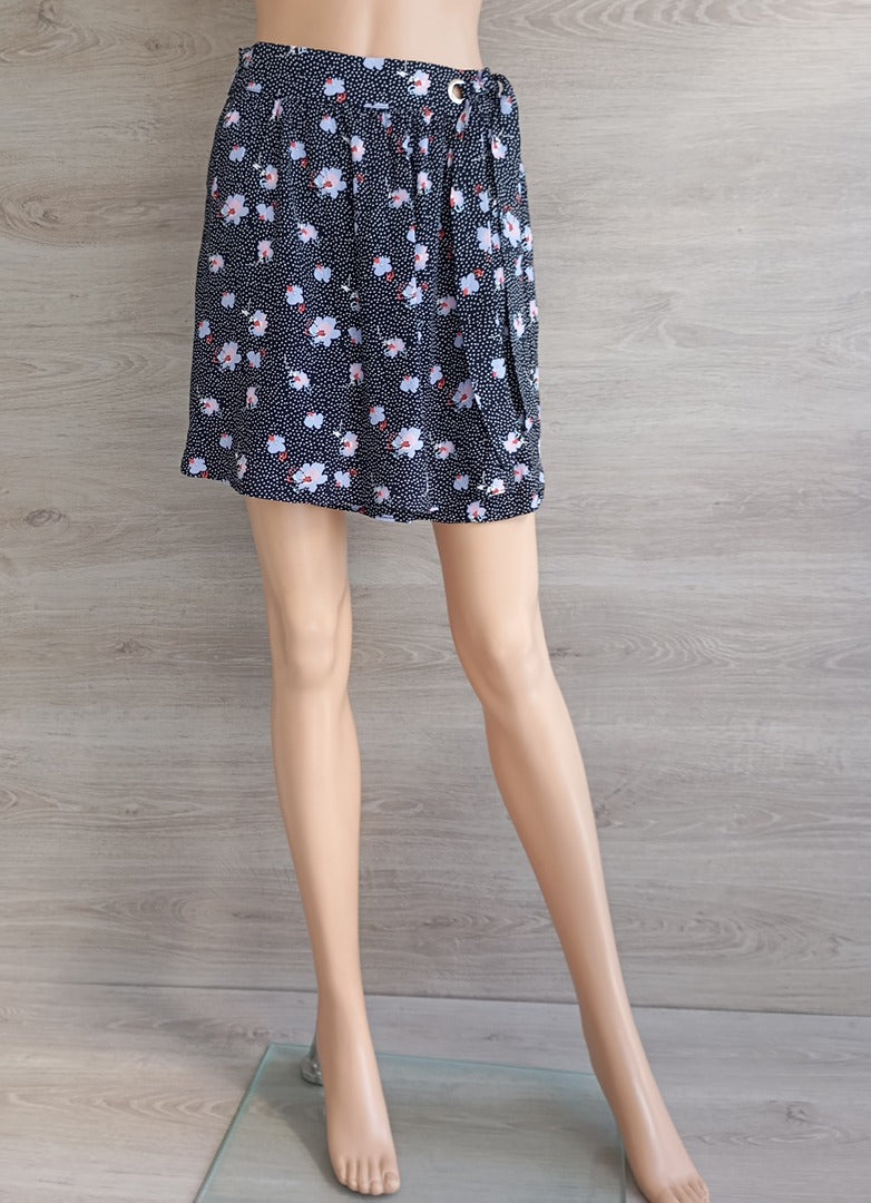 Jupe courte Naf Naf - 38 - multicolore - Très bon état - motif floral