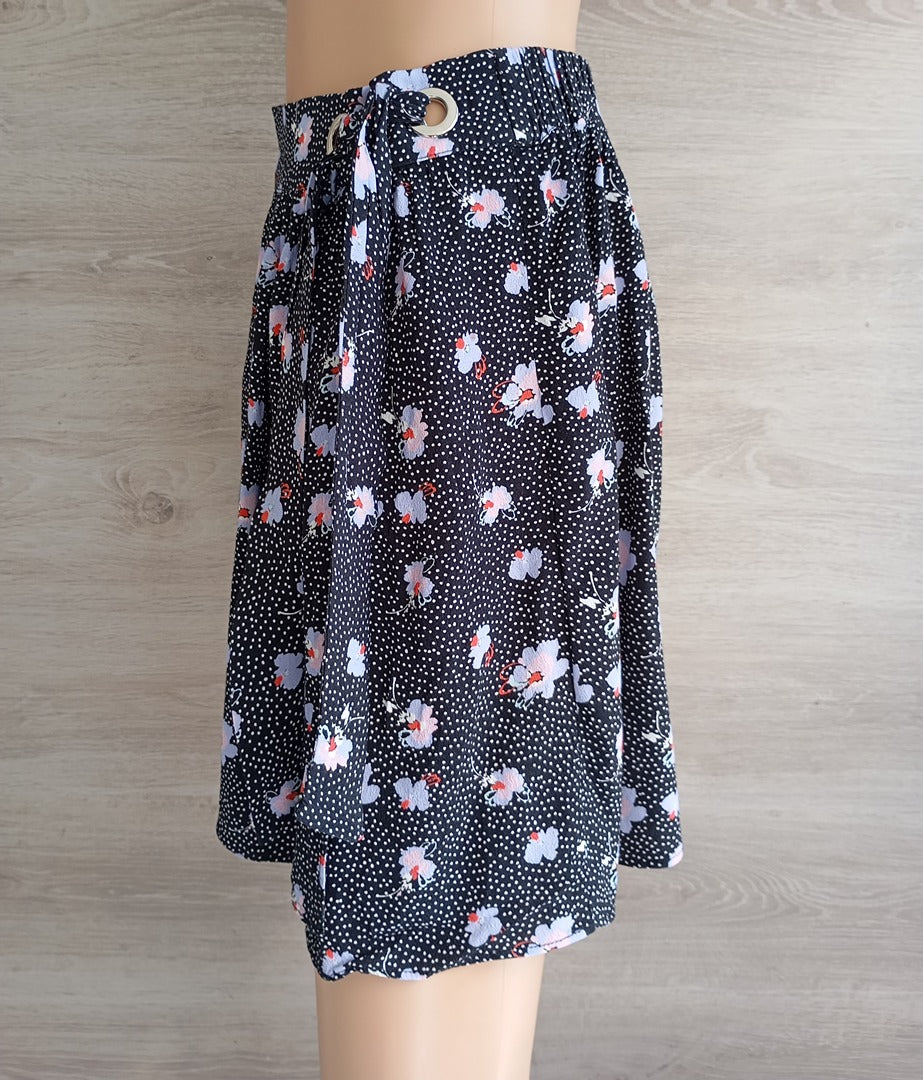 Jupe courte Naf Naf - 38 - multicolore - Très bon état - motif floral