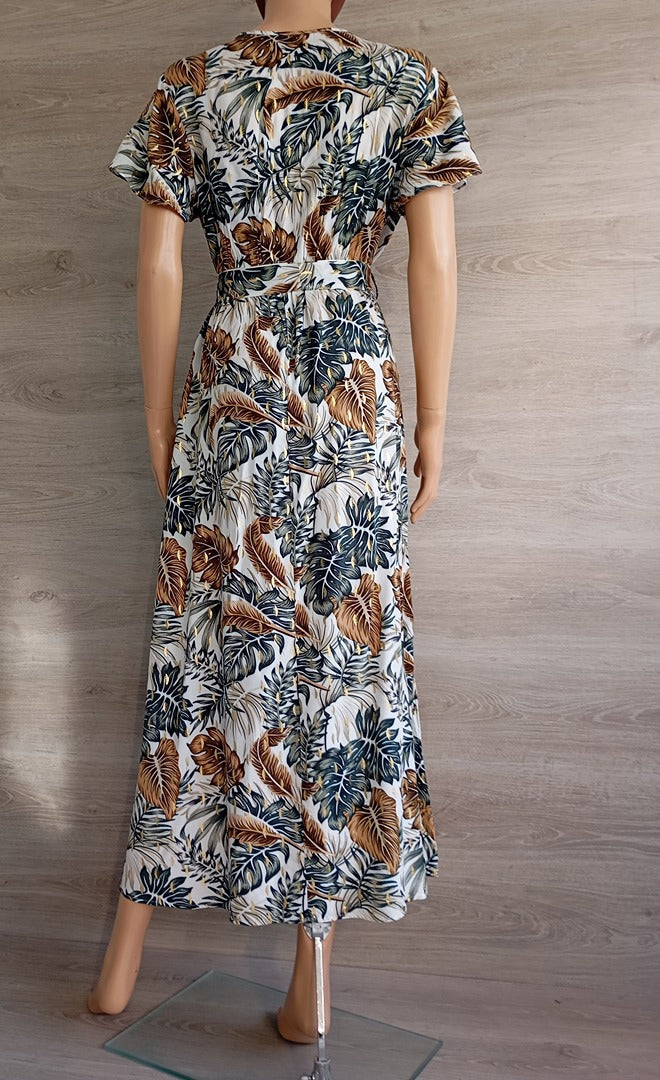 Robe longue manches courtes - M/l -multicolore - Très bon état - 100% viscose - motif florale
