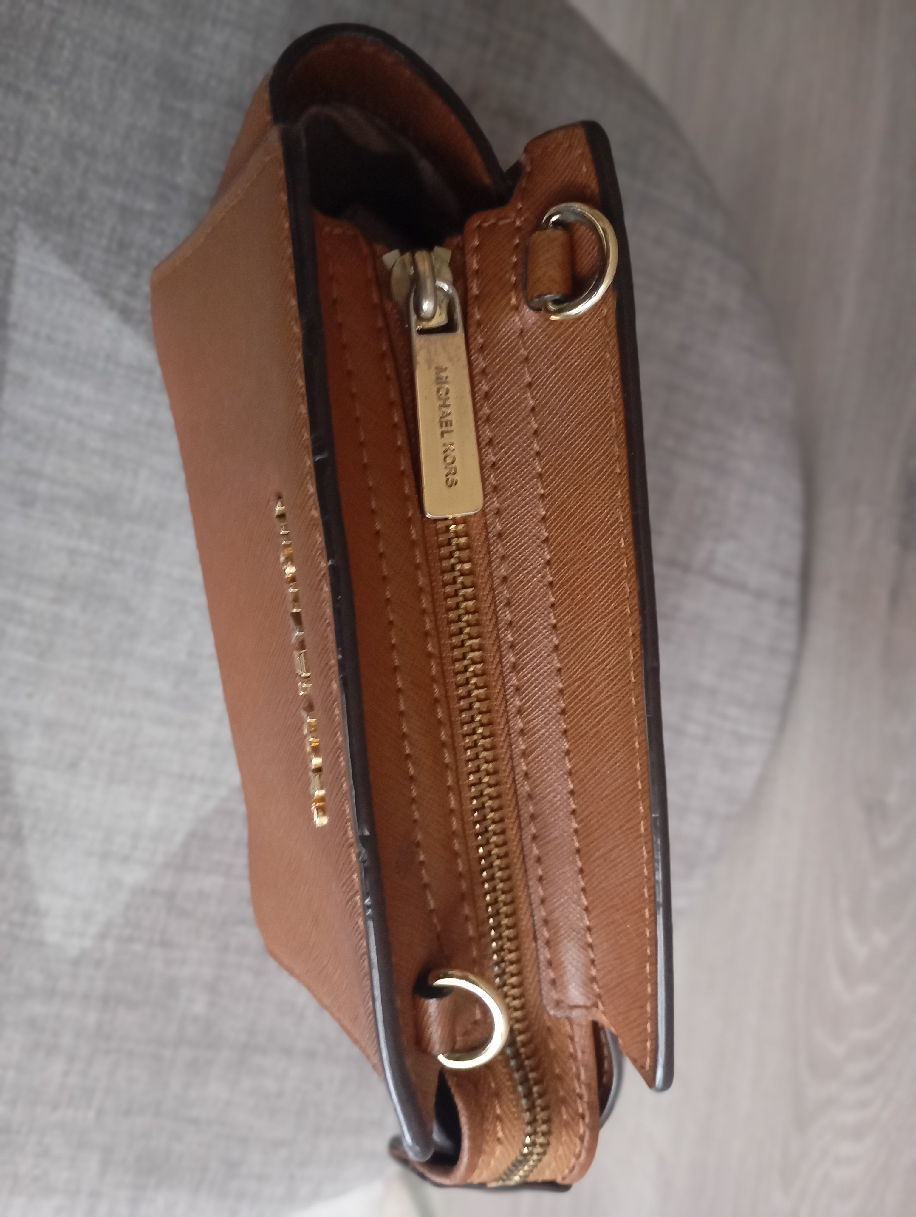 Sac à bandoulière Michael Kors — Cuir Saffiano Marron