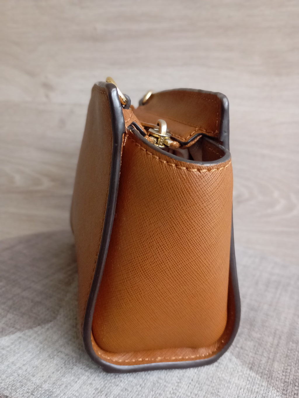Sac à bandoulière Michael Kors — Cuir Saffiano Marron