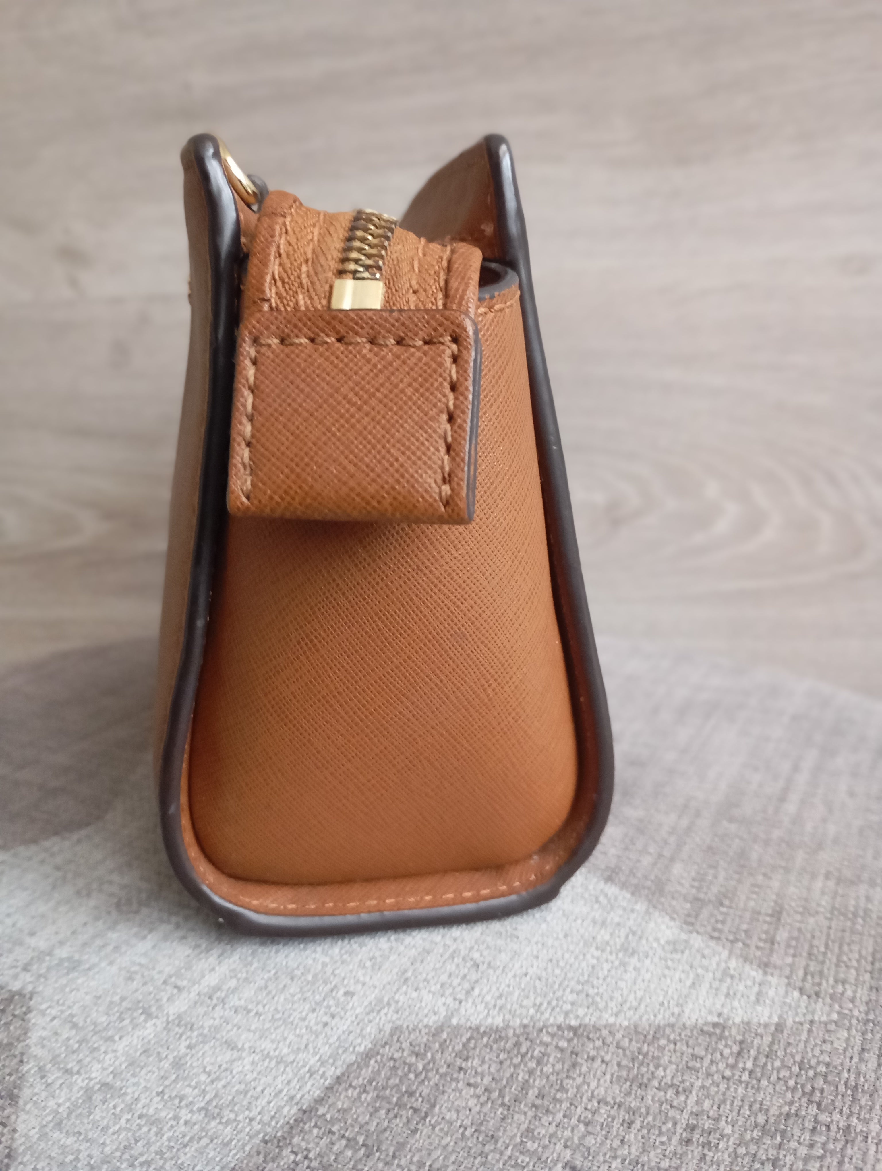 Sac à bandoulière Michael Kors — Cuir Saffiano Marron