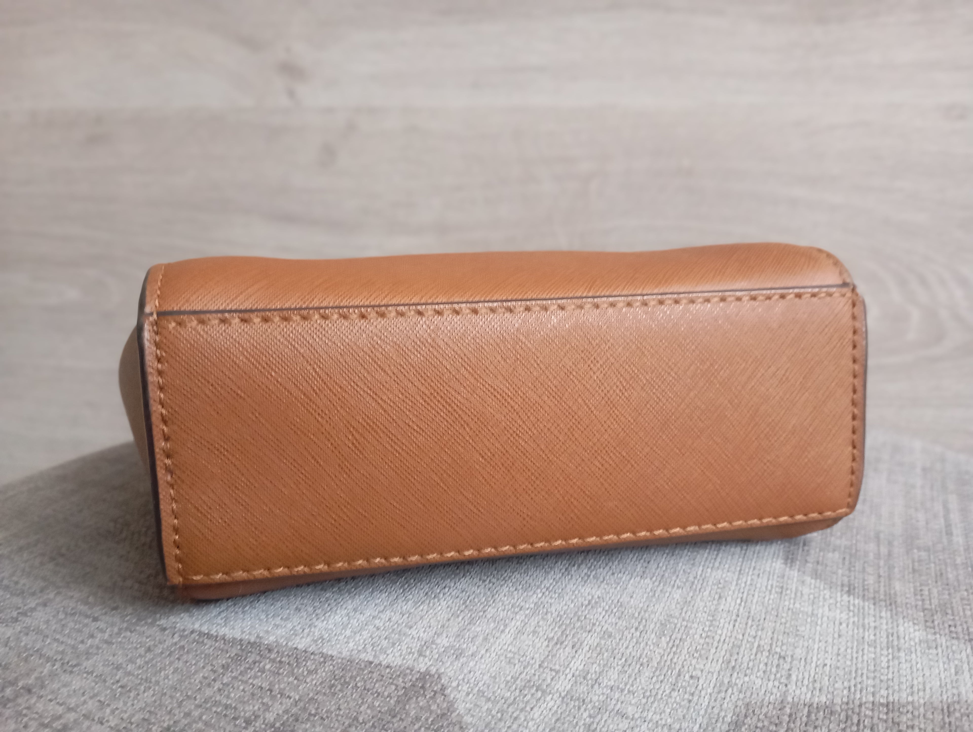 Sac à bandoulière Michael Kors — Cuir Saffiano Marron
