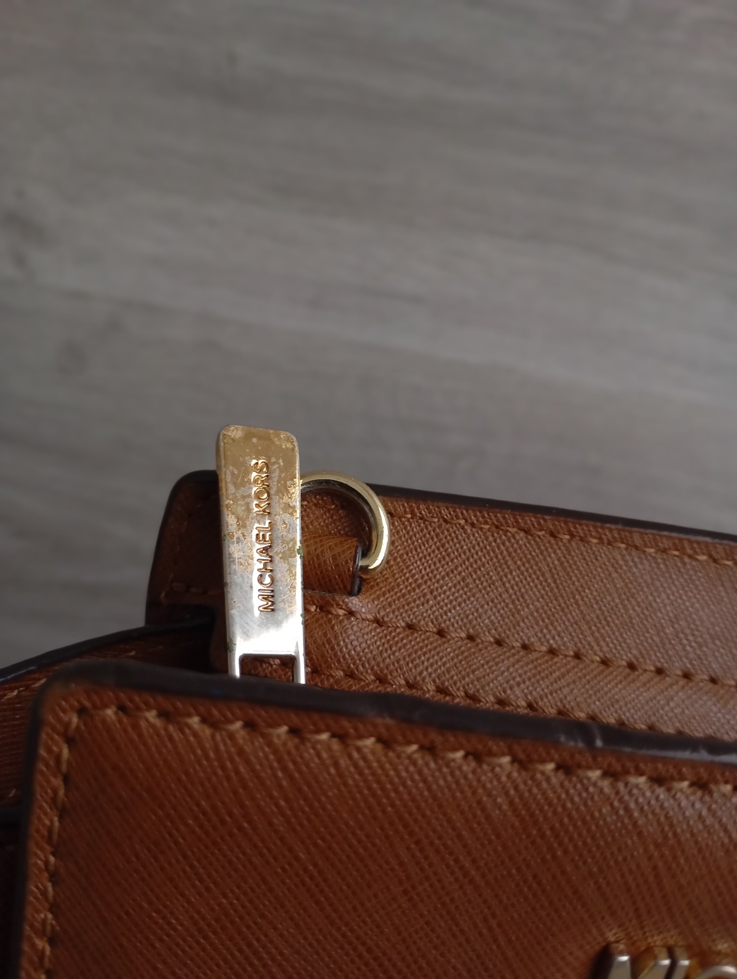 Sac à bandoulière Michael Kors — Cuir Saffiano Marron