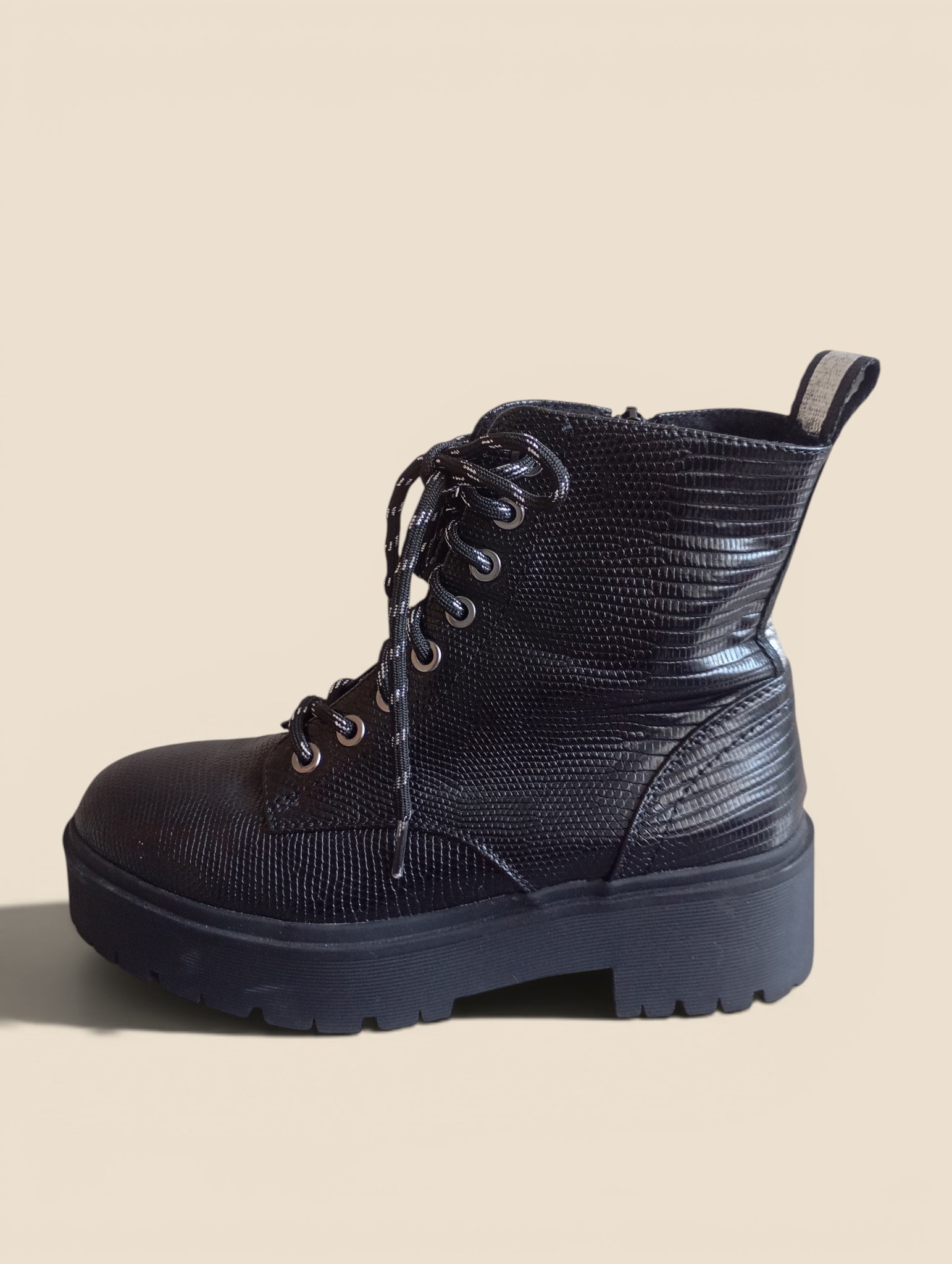 Superbes Bottines chaussures femme/fille Bullboxer taille 36 noires neuves style croco