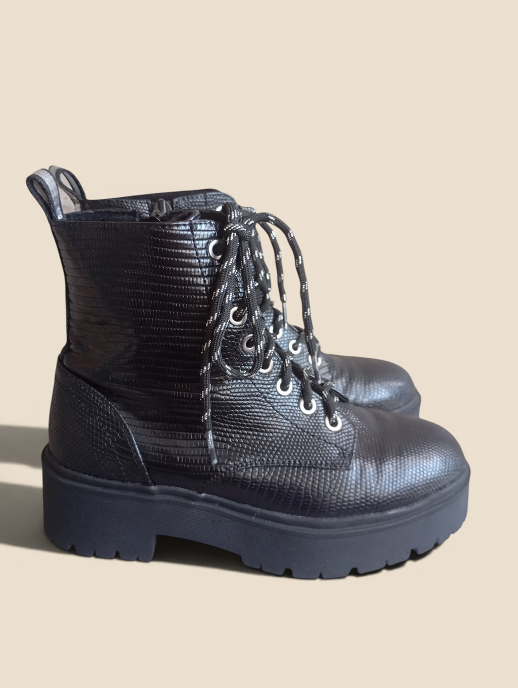 Superbes Bottines chaussures femme/fille Bullboxer taille 36 noires neuves style croco