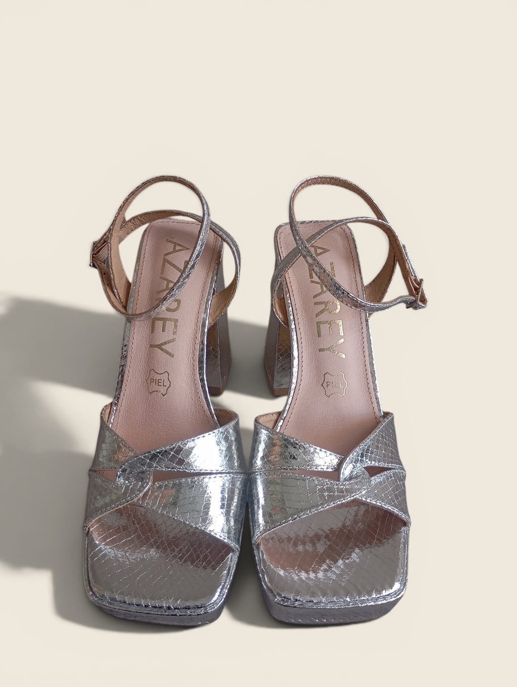 Chaussures à talons carrés femme Alzarey taille 36 - très bon état - argentées