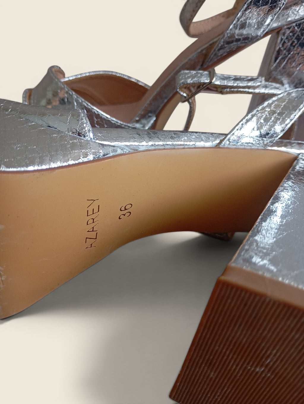 Chaussures à talons carrés femme Alzarey taille 36 - très bon état - argentées